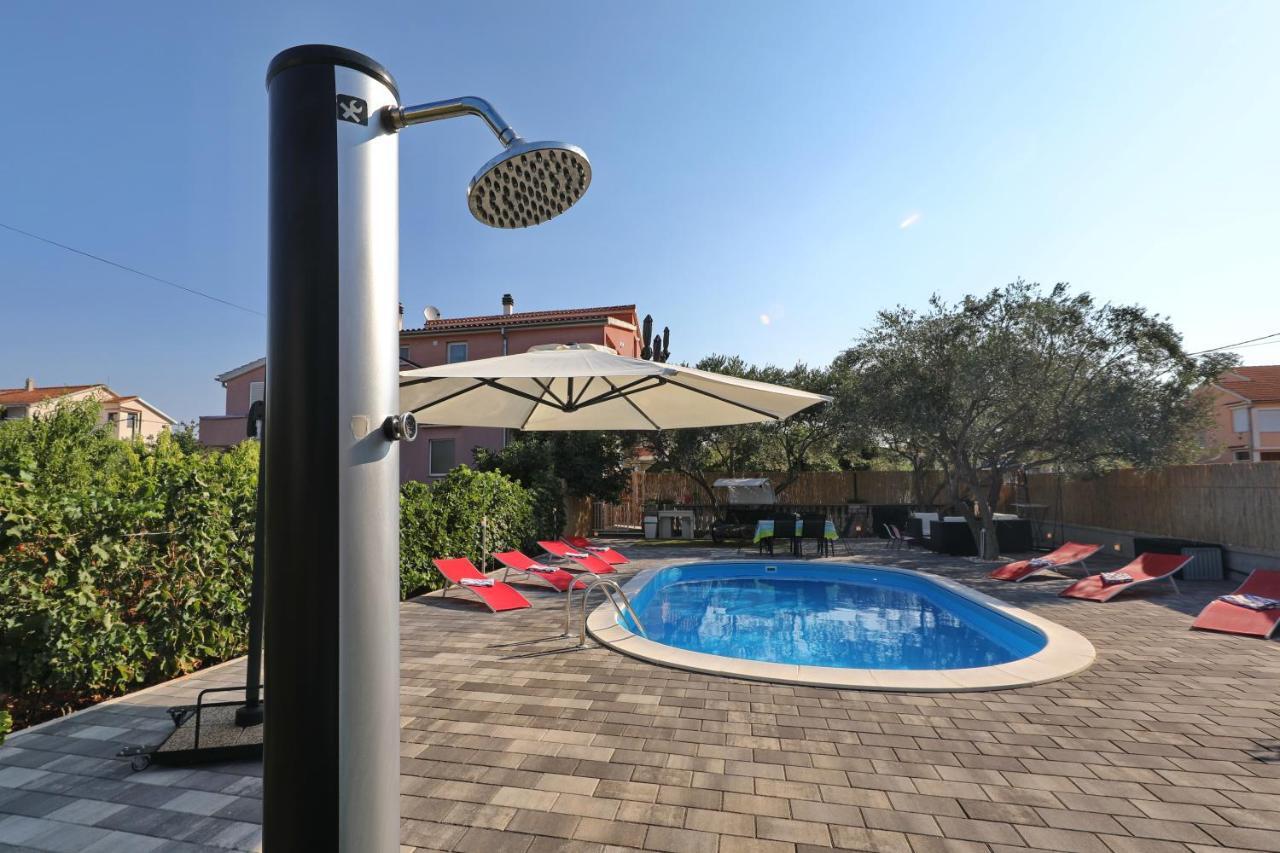 Apartment With Private Pool Sukosan Exterior photo