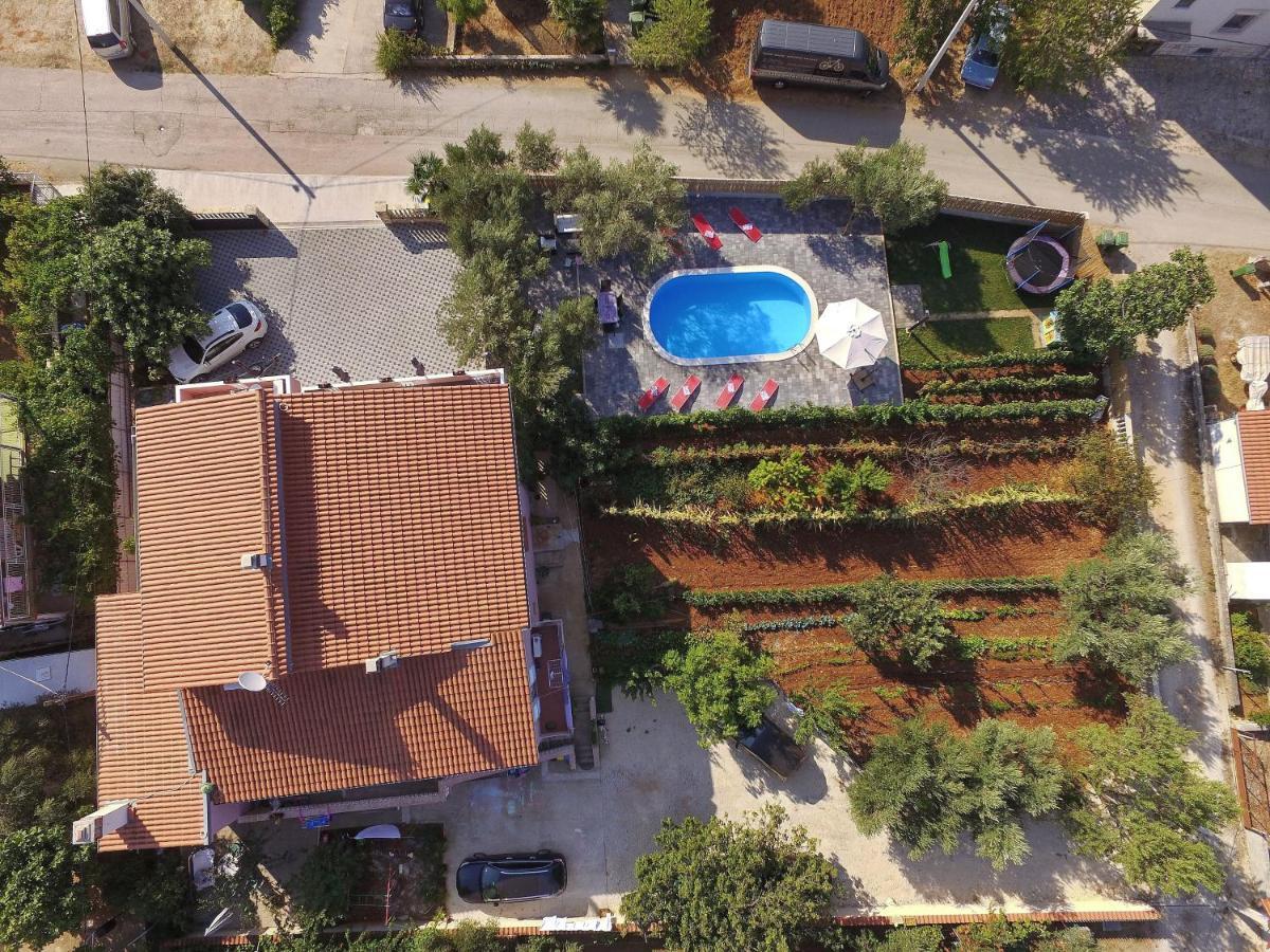 Apartment With Private Pool Sukosan Exterior photo